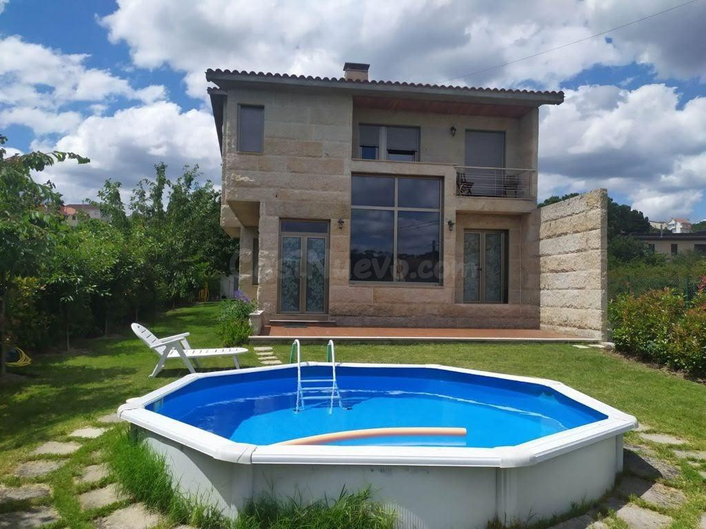 Chalet en alquiler en Calle Amistad, Ourense