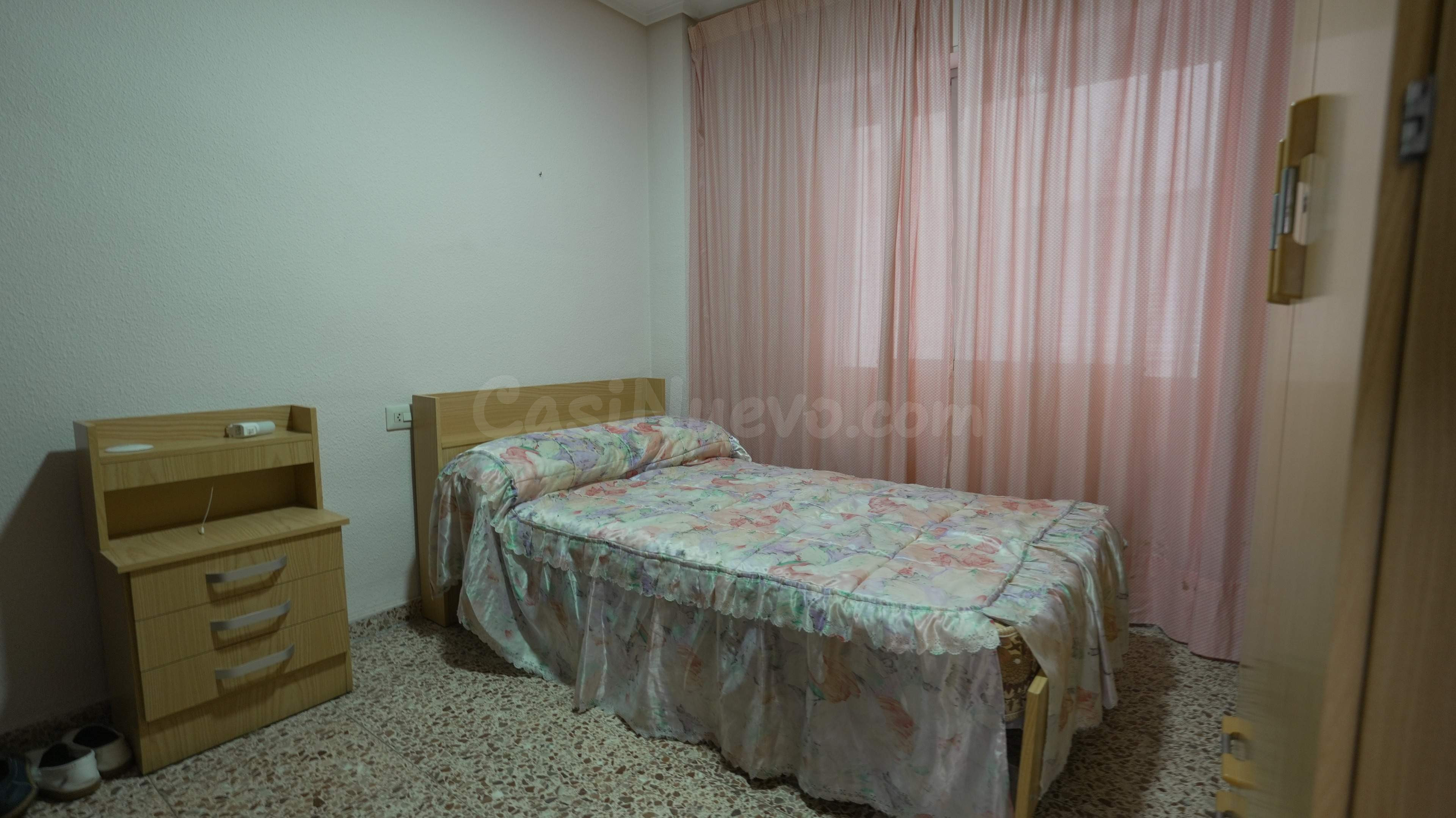 Amplio Apartamento en Playa Levante, Santa Pola - €210.000 - foto 5