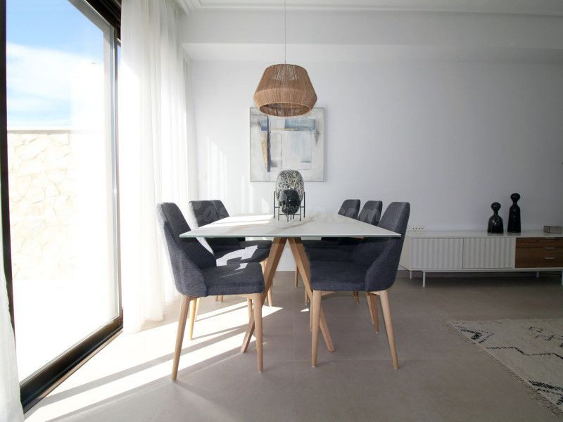 Adosado 4 habitaciones 114m² en venta - Zona Pueblo - foto 2