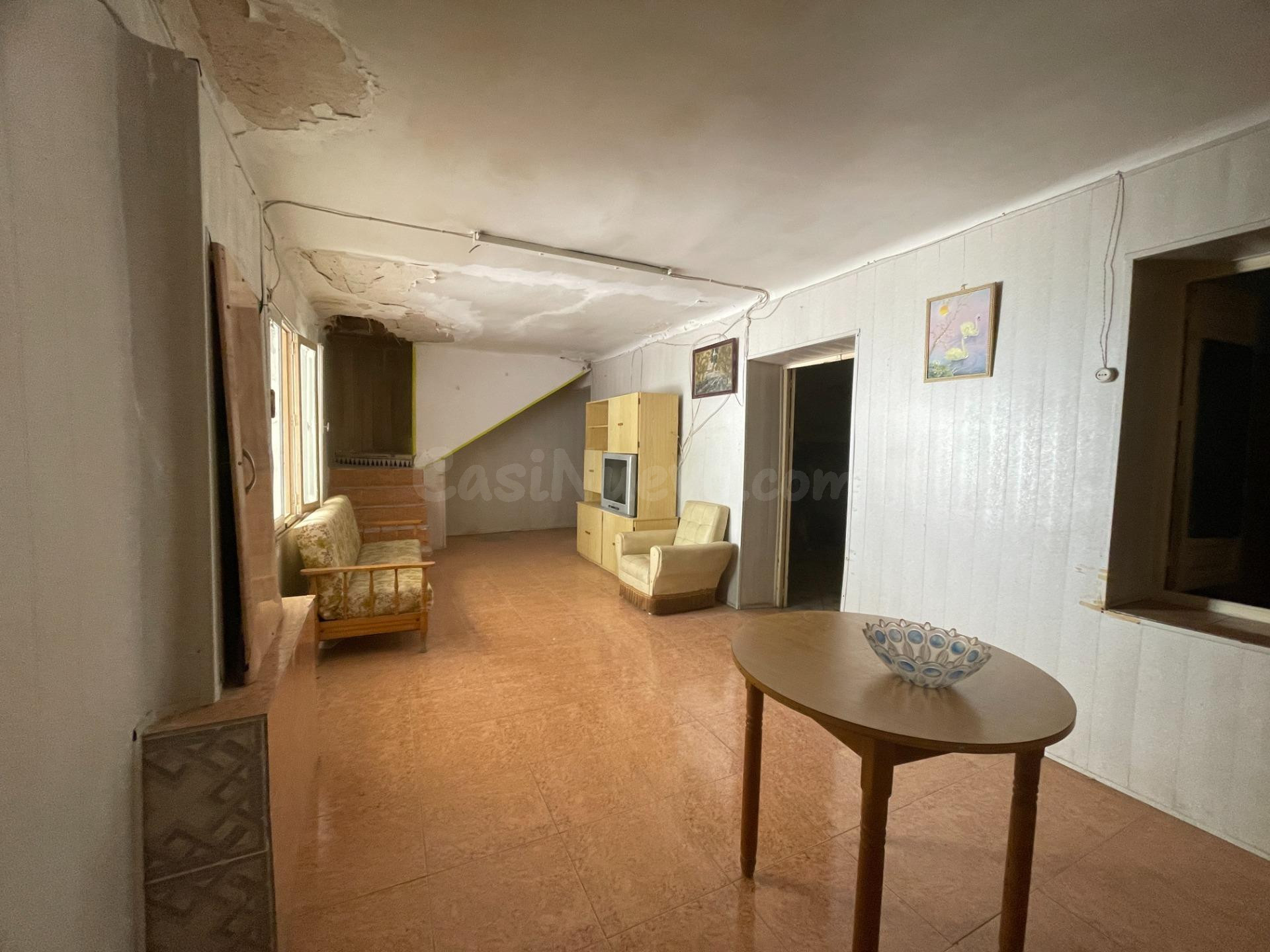 Gran casa de 5 dormitorios con amplio patio interior y gran  - foto 4