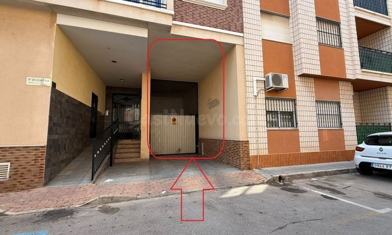 APARTAMENTO DE 2 DORMITORIOS Y 1 BAÑO EN SAN PEDRO DEL PINAT - foto 4