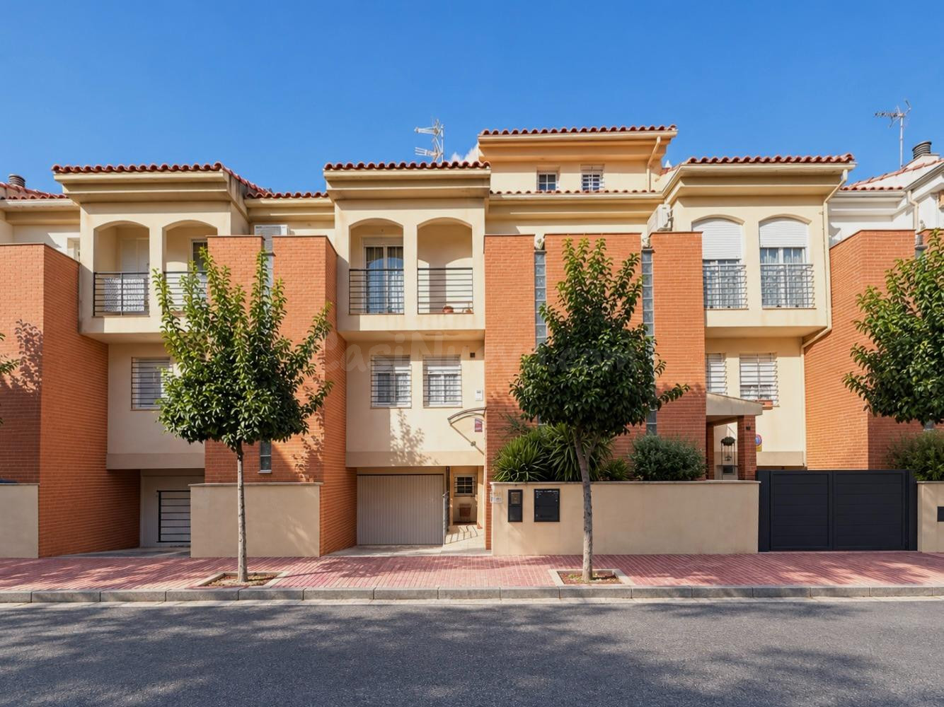 Adosado 4 habitaciones 205m² en venta - San Miguel