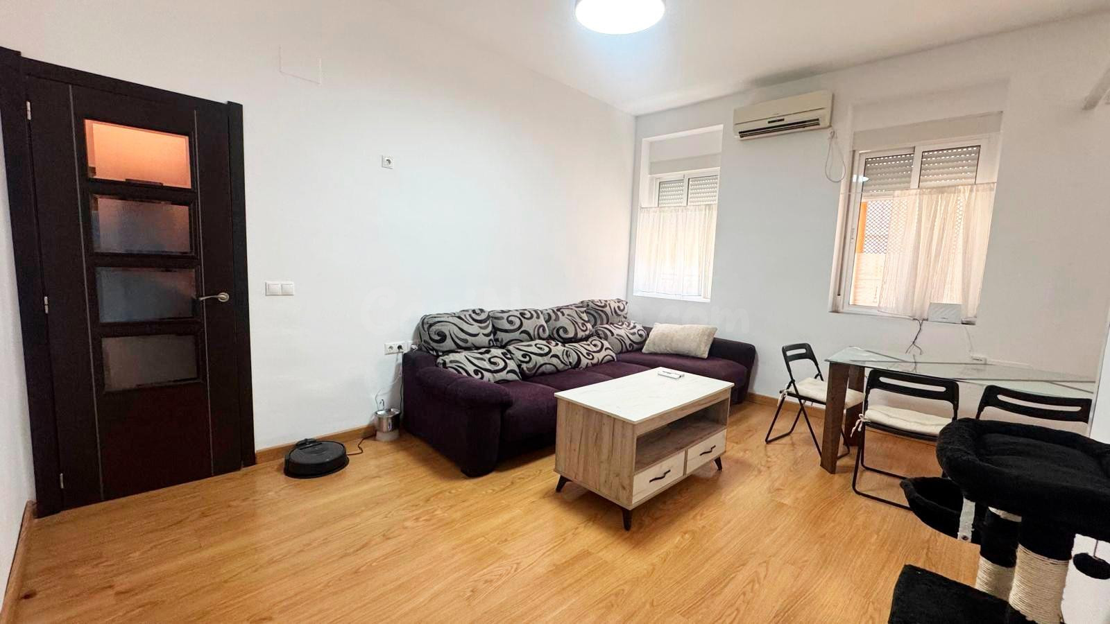 ¡¡ PISO EXTERIOR EN PLANTA BAJA, AMUEBLADO Y CON TRASTERO EN - foto 2