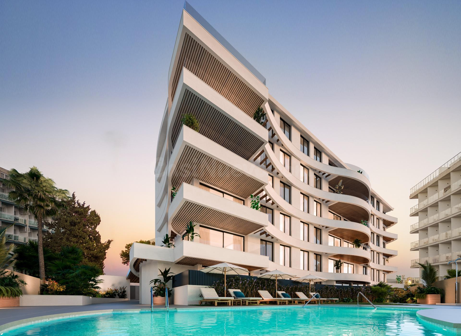 Ático dúplex con vistas en Puerto Marina – Benalmádena