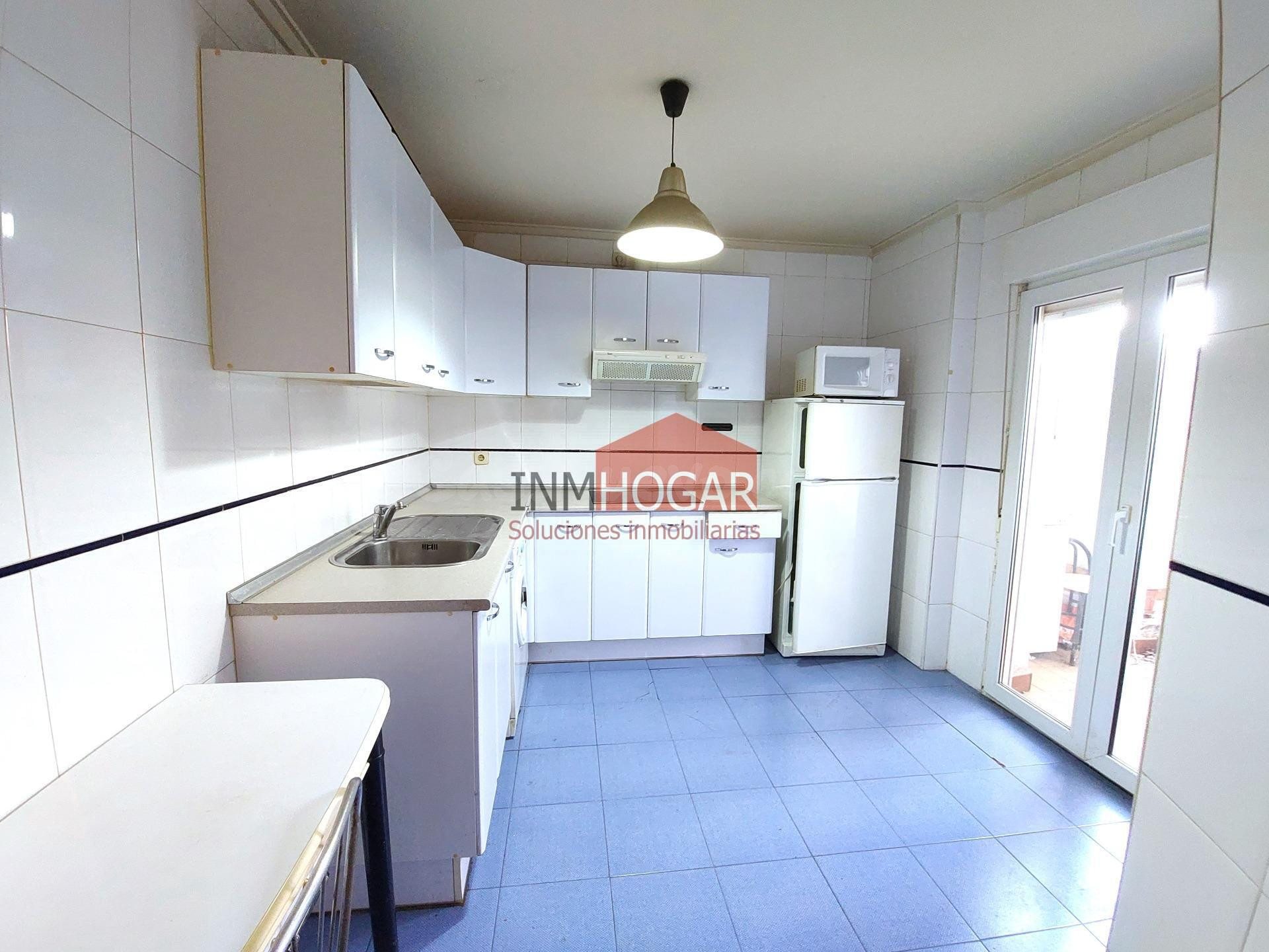 VIVIENDA ACCESIBLE CON ORIENTACIÓN SUROESTE EN ARÉVALO - foto 5