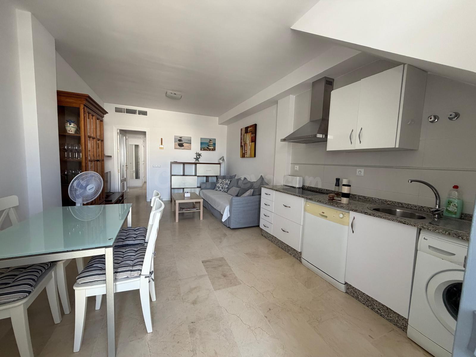 APARTAMENTO -ADOSADO CON GARAJE Y TRASTERO, CON VISTAS AL MA - foto 4