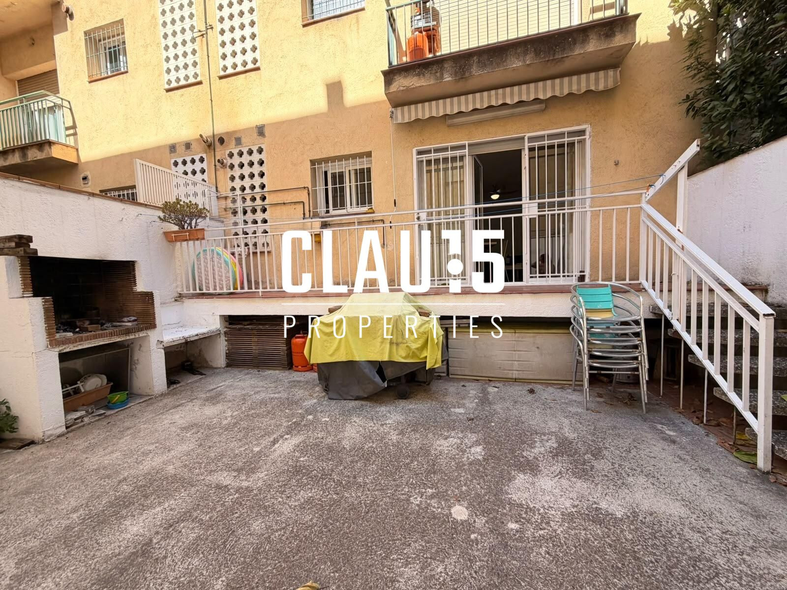 Planta baja en venta con terraza y trastero, junto a la play - foto 2
