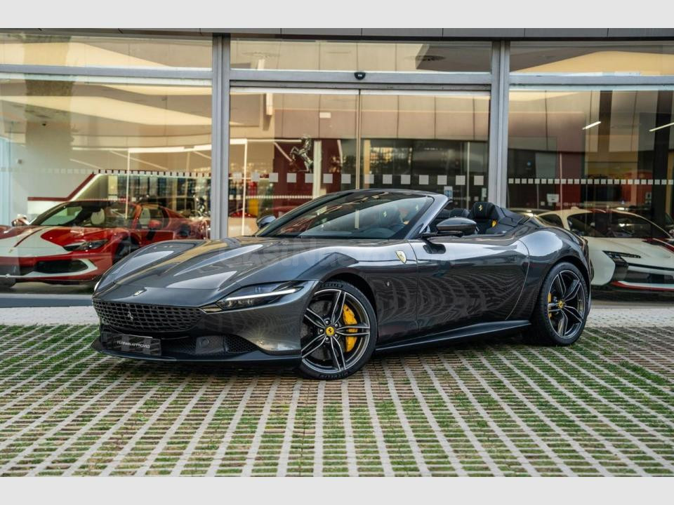 Ferrari  3.9 V8 Spider, 354.000€
