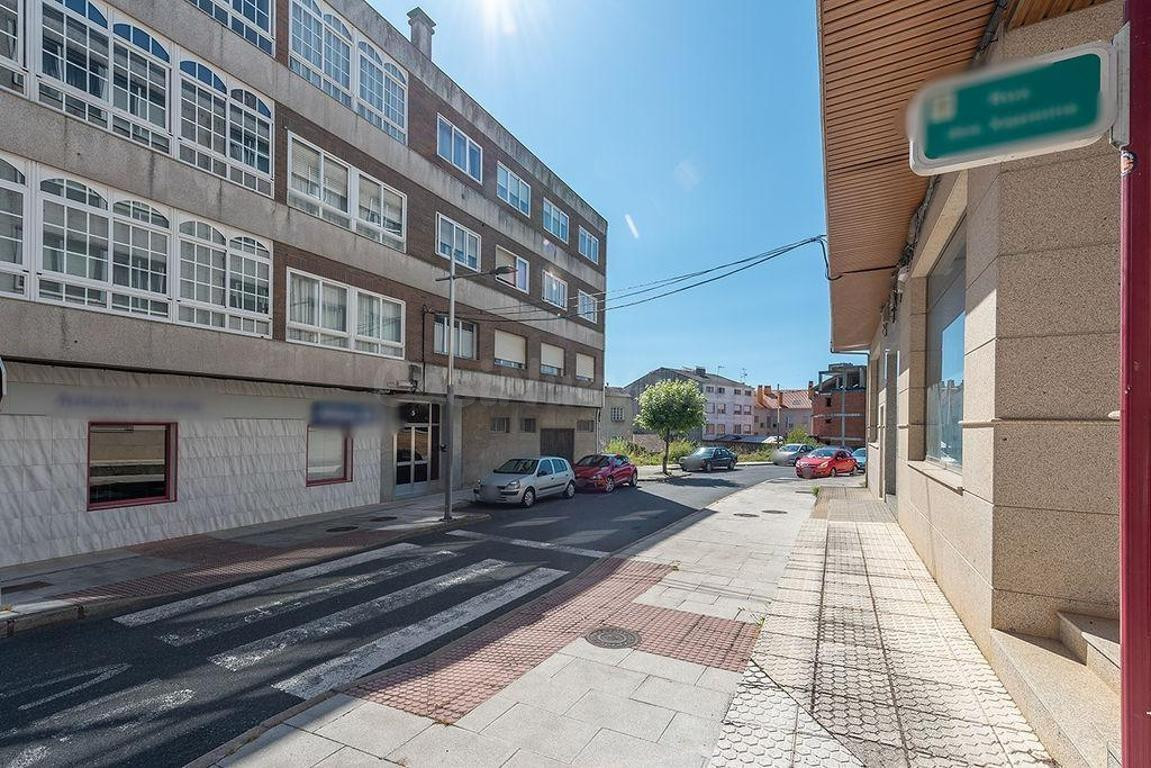 TERRENO URBANO EN VENTA EN LALÍN - foto 2