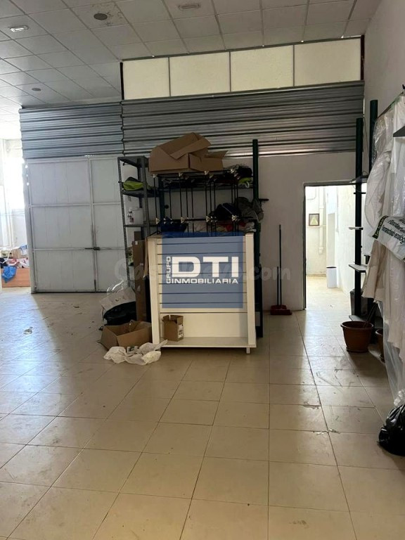 GRAN NAVE-LOCAL COMERCIAL EN VENTA EN CORTEGANA – APROX. 750 - foto 3