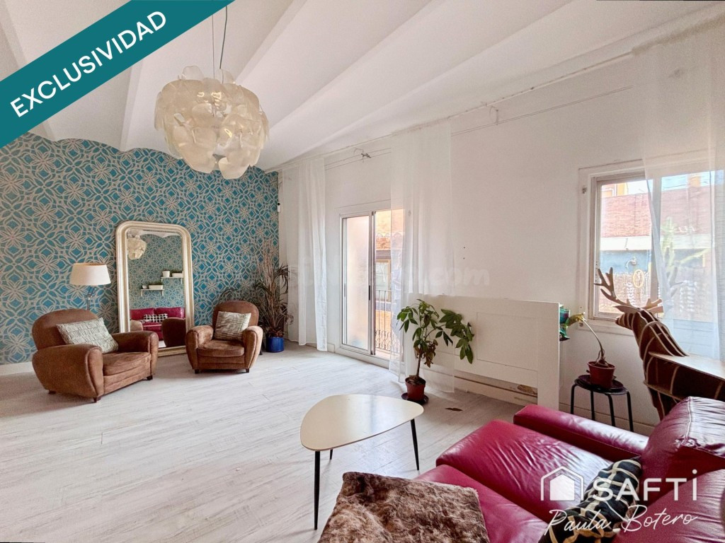 Loft con encanto en El Raval – amueblado y listo para entrar a vivir