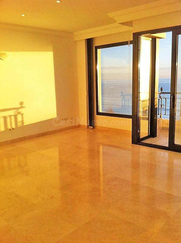 SE ALQUILA PISO EN FRENTE DE LA PLAYA DEL PORTIXOL - foto 3