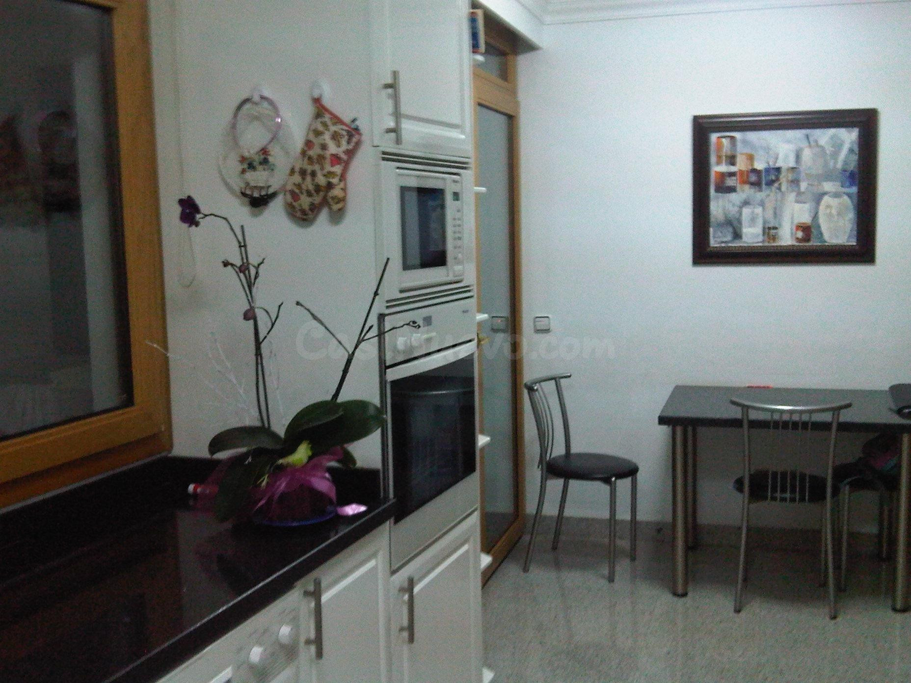 PISO CON GRAN TERRZA Y PISCINA EN CAN BARBARA - PASEO MARITI - foto 4