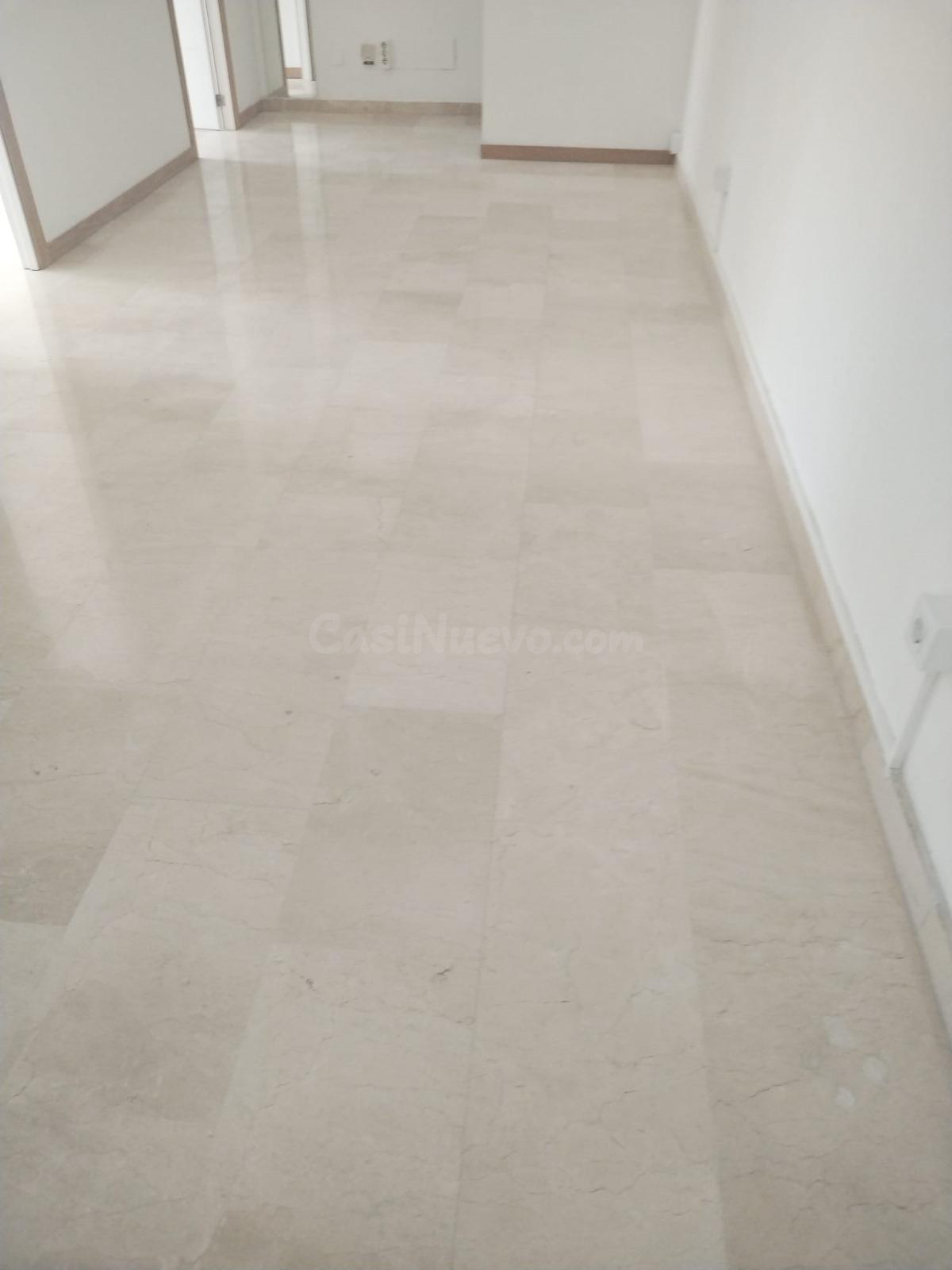 OFICINA CON COCINA Y BAÑO CON DUCHA EN PLANTA PRIMERA - LOCA - foto 4