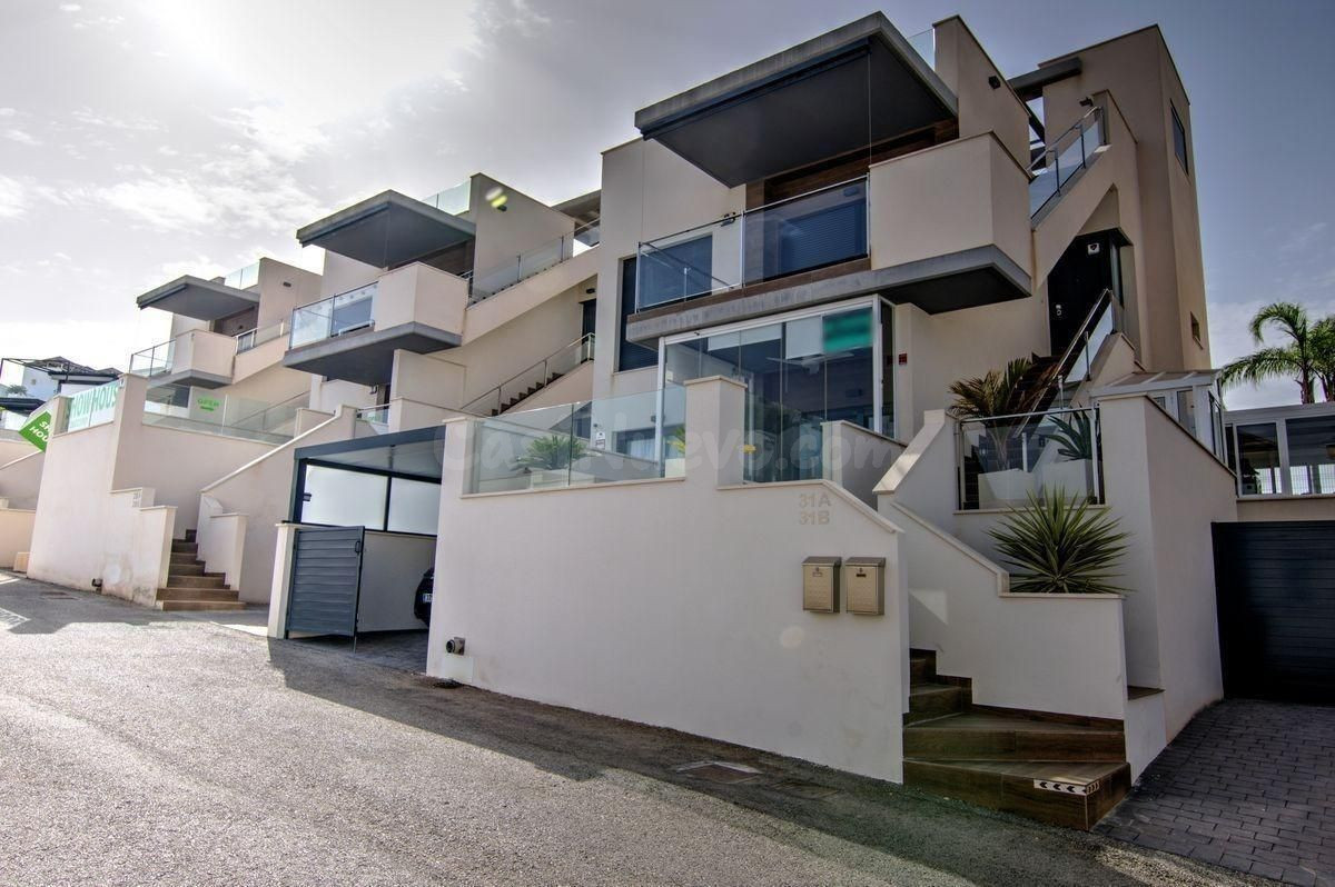 Villa 2 habitaciones 91m² en venta - Cerro del Sol