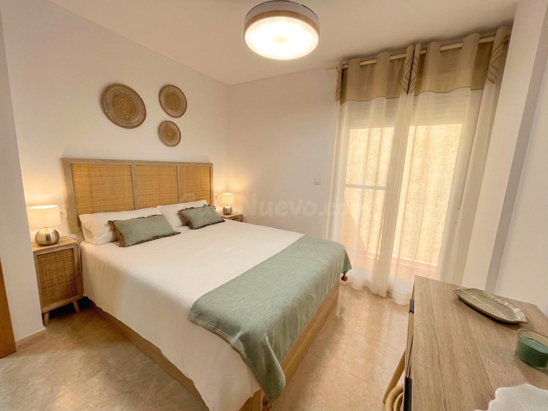 En venta, apartamento en segunda línea de playa en Moncofa, 