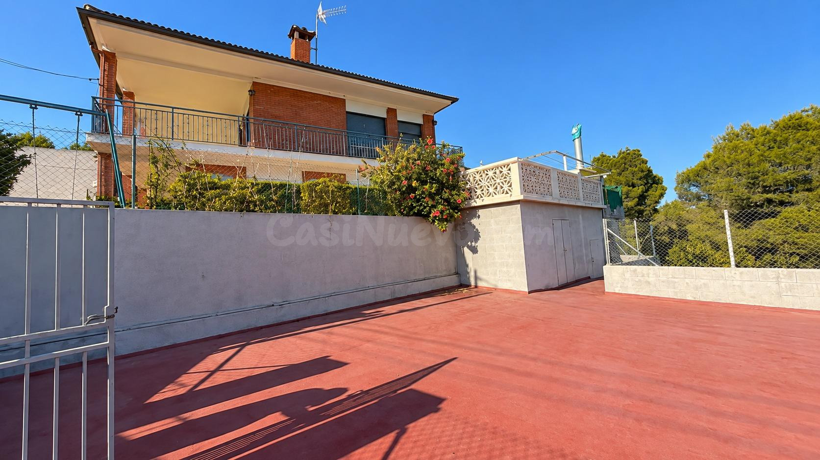 Casa independiente con piscina y dos solares en Vora Sitges, - foto 4
