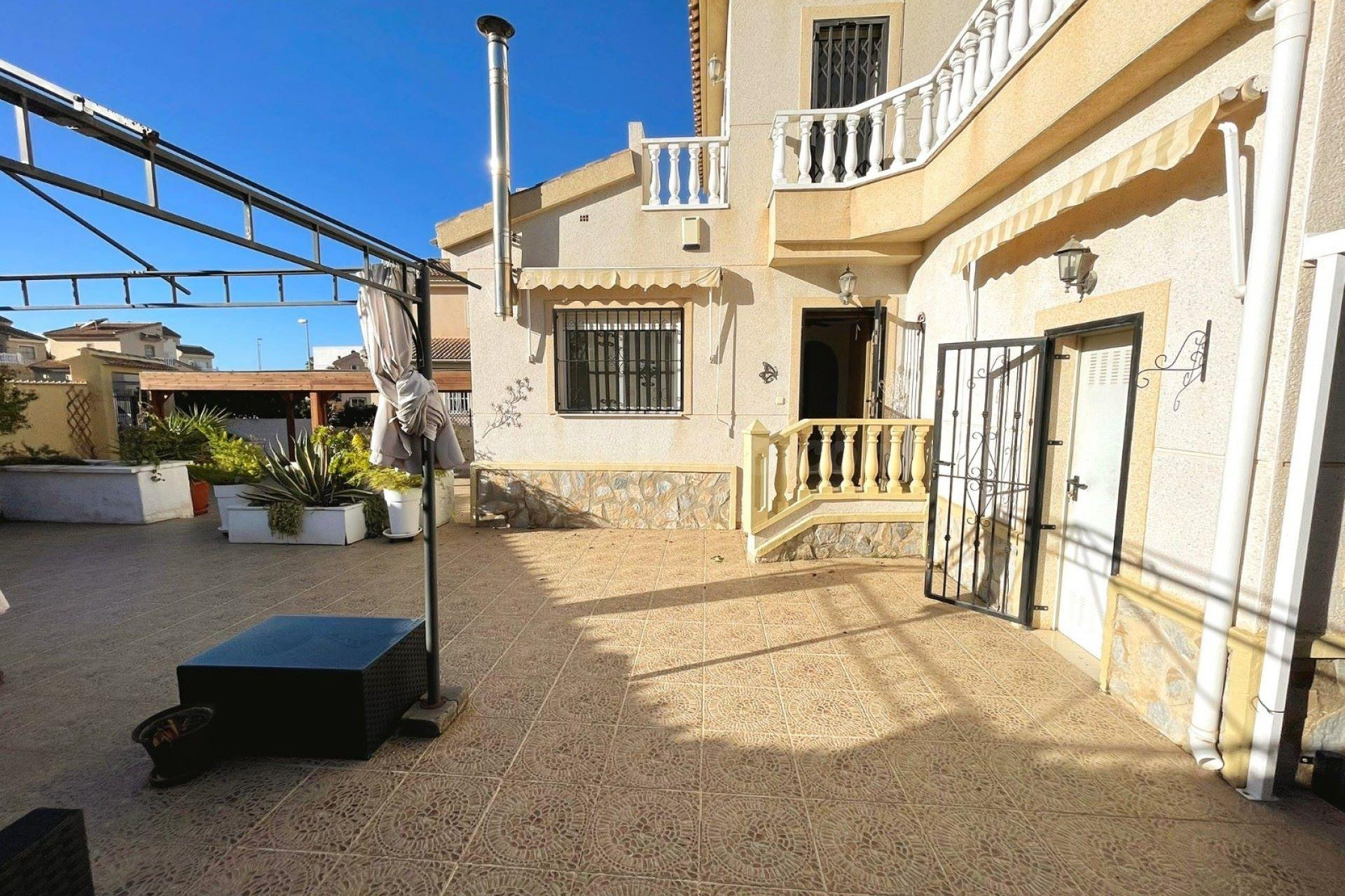 Villa independiente en Ciuada Quesada /rojales - foto 3