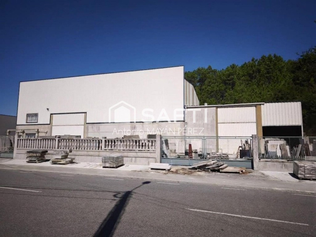 NAVE INDUSTRIAL EN ALQUILER EN NOIA - foto 2