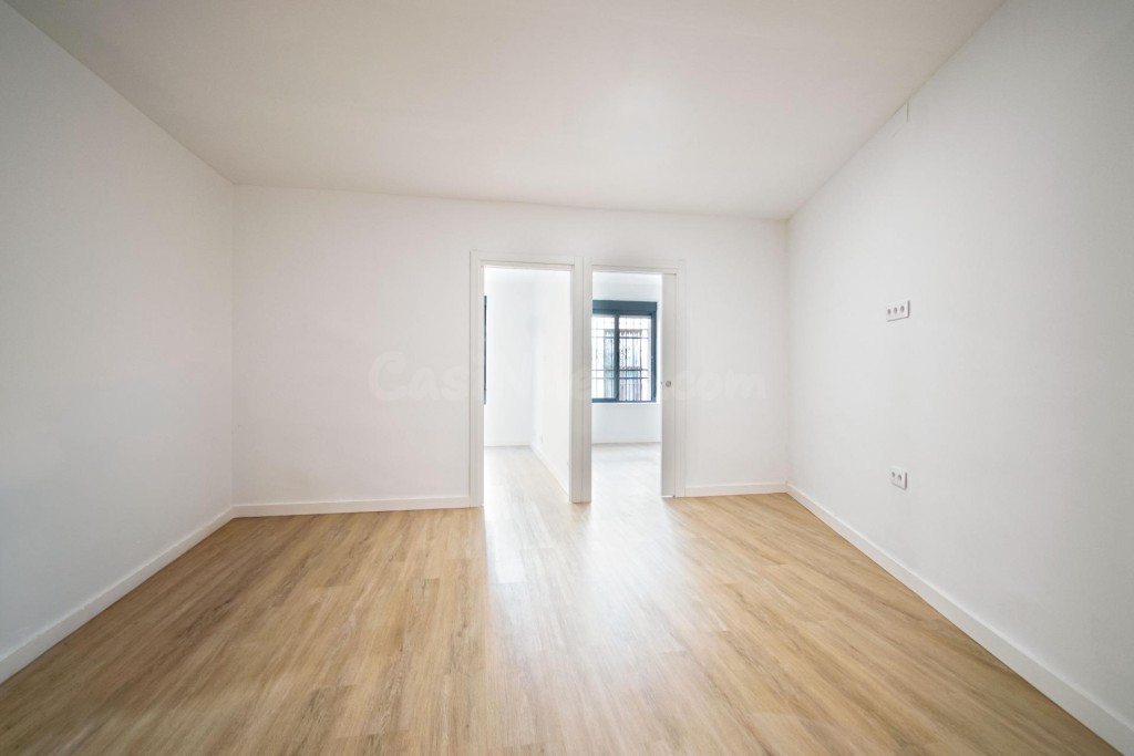 Gran Piso en el Centro de Sevilla - Zona San Marcos - foto 3