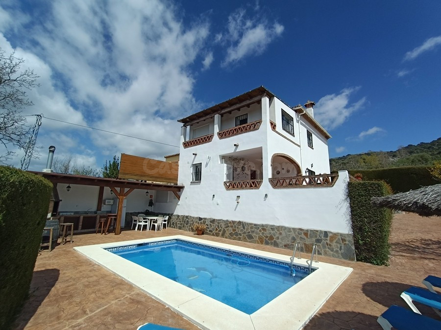 Casa-Chalet en Venta en Algatocin Málaga - foto 2