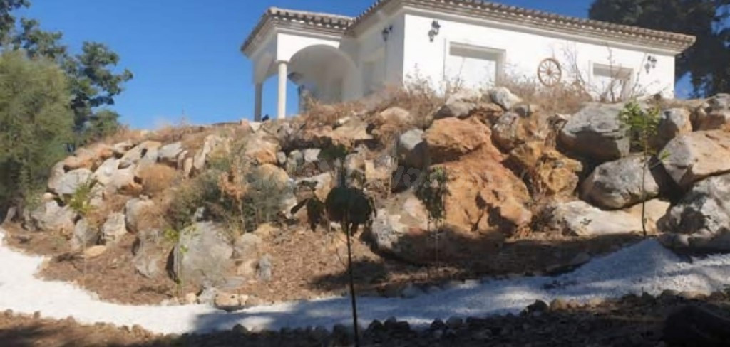 Casa-Chalet en Venta en Algatocin Málaga - foto 4