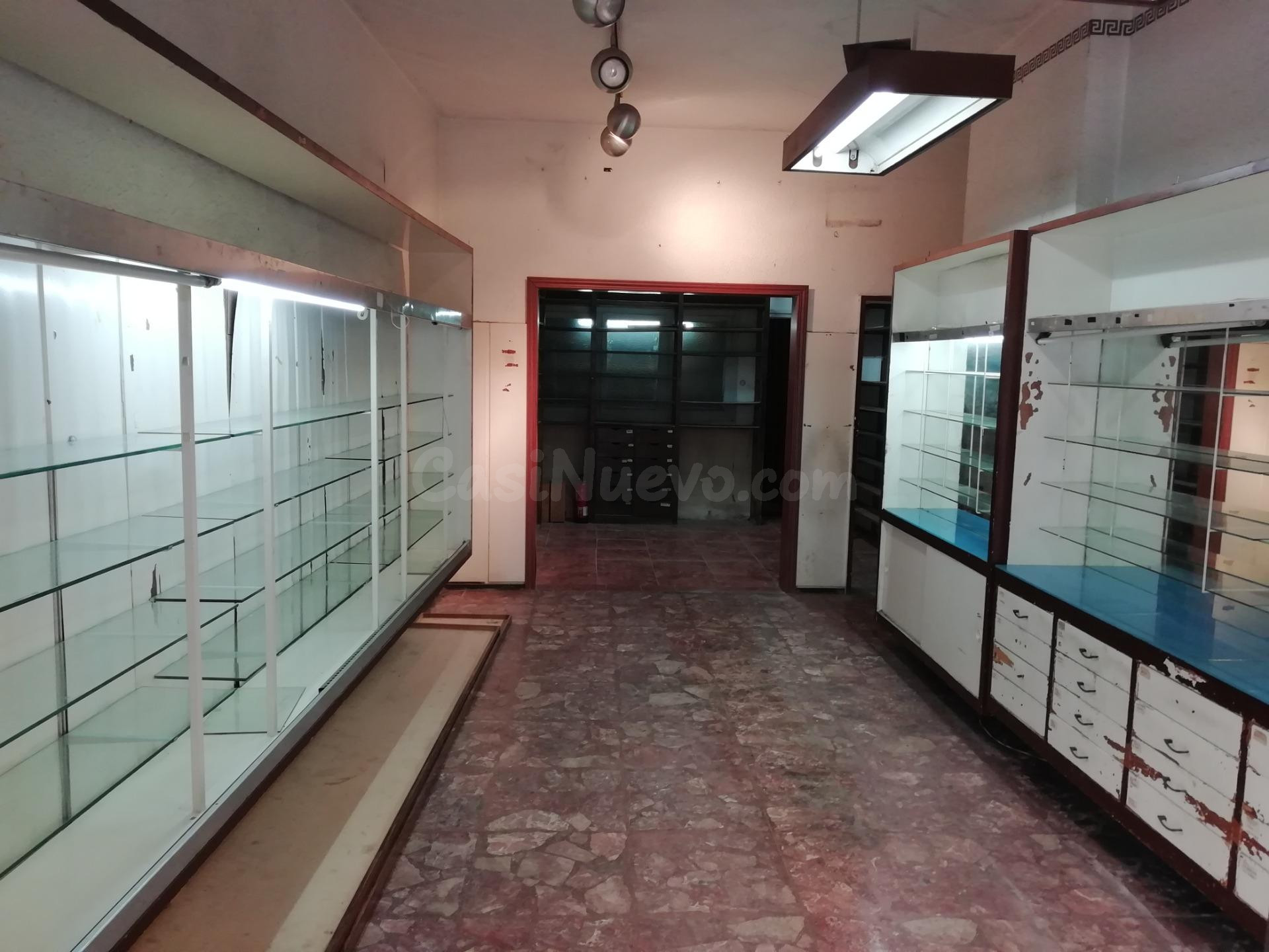 Local comercial 84m² en alquiler - Centro