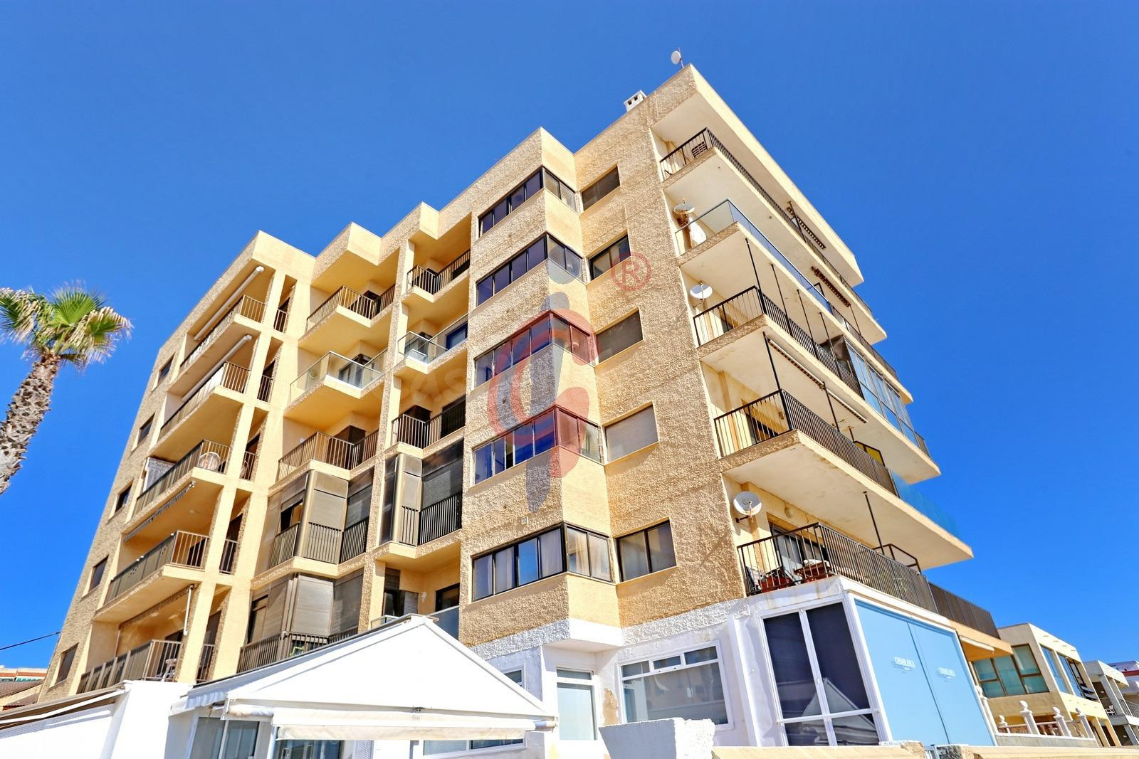 Exclusiva vivienda en primera línea de playa – Edificio Casa - foto 5