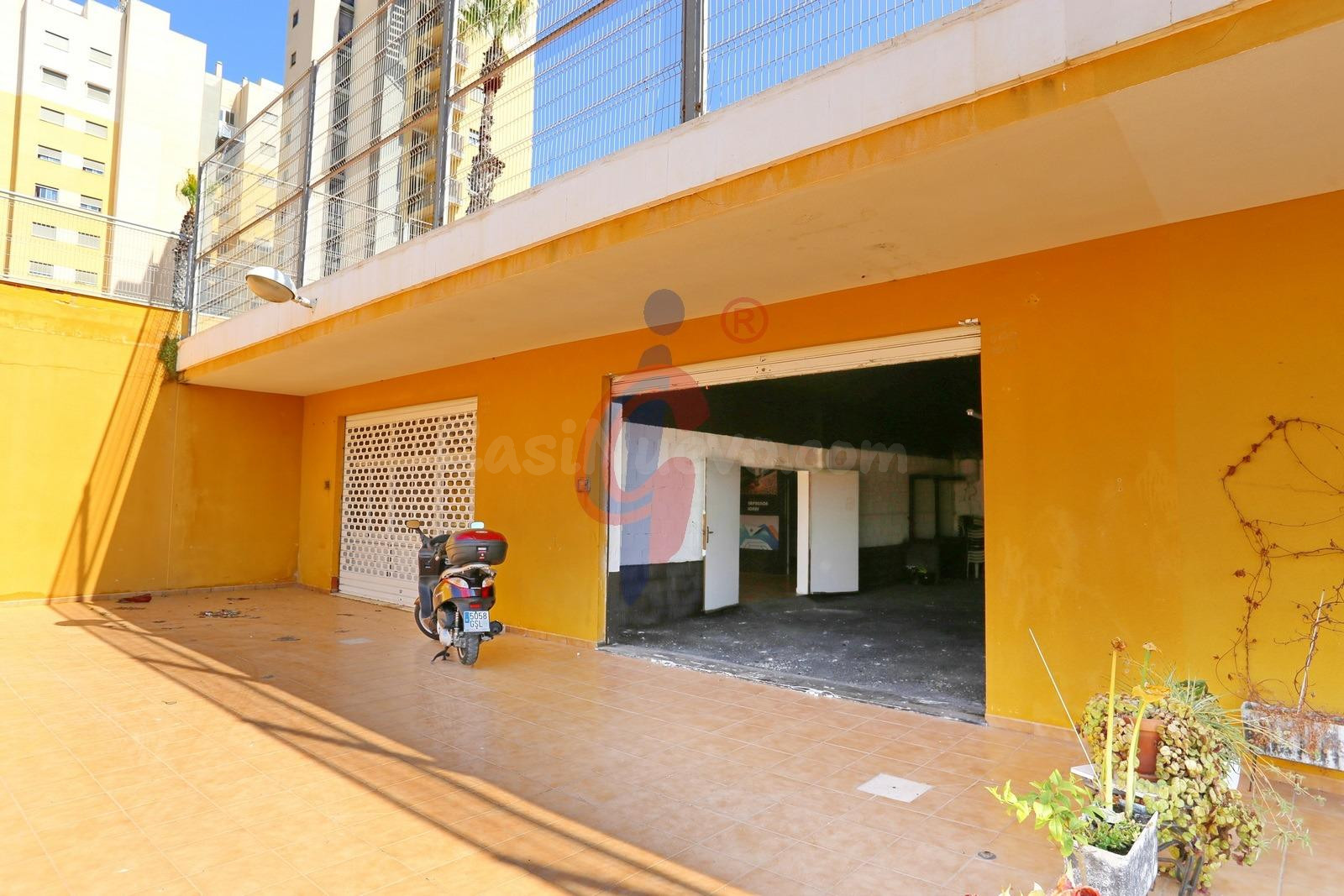 ¡Local en venta en Guardamar del Segura! - foto 3