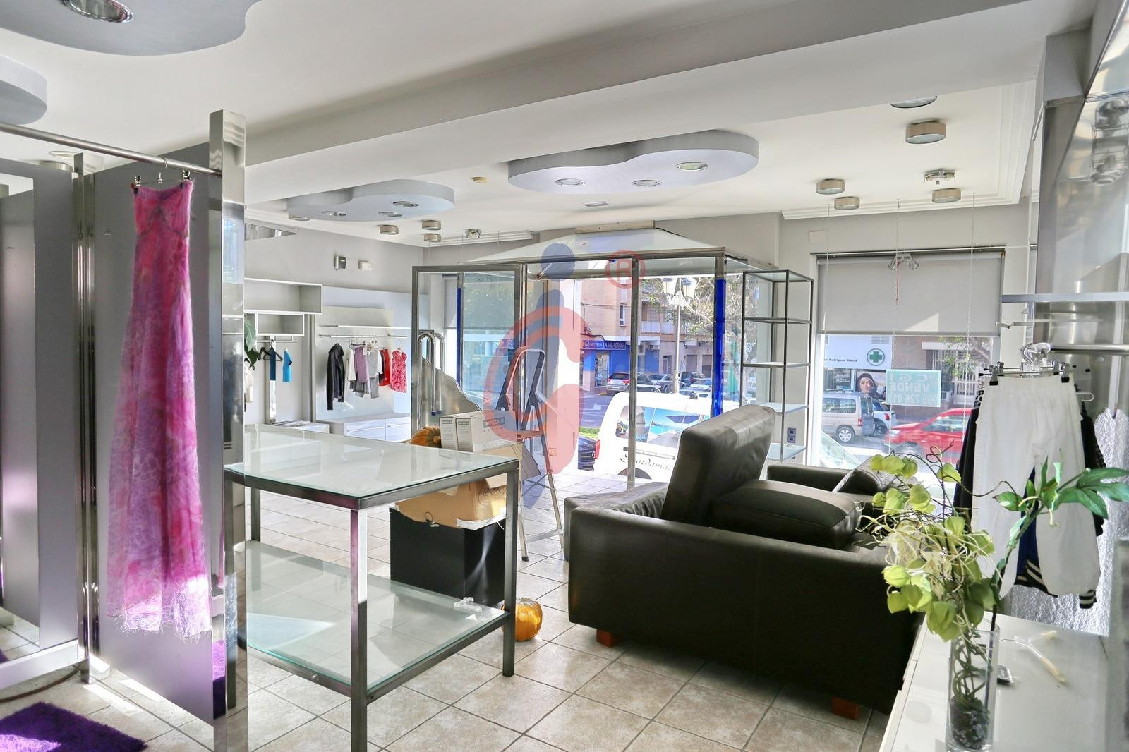 ¡Oportunidad en venta! Local en esquina en Guardamar del Seg - foto 3
