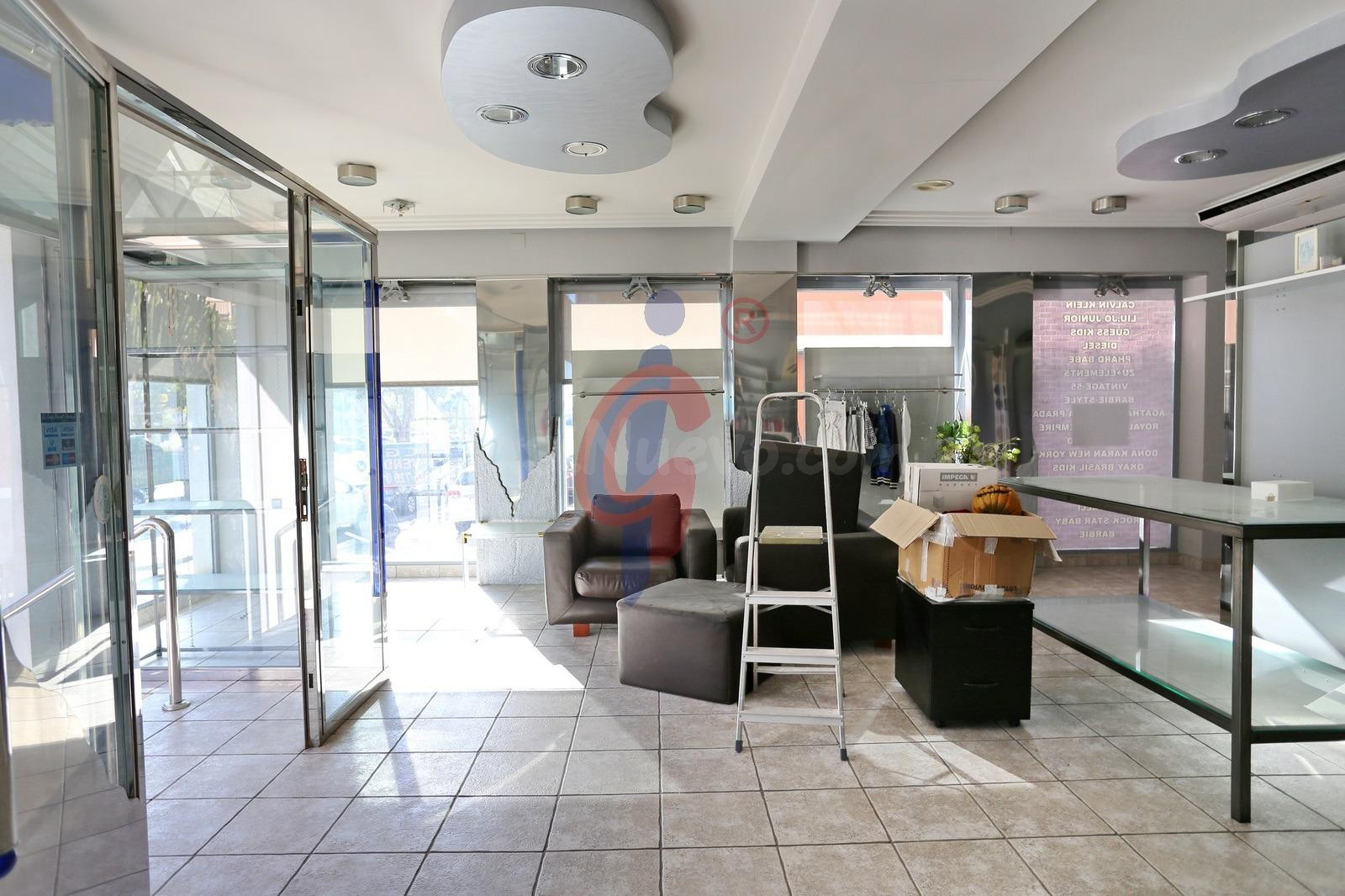 ¡Oportunidad en venta! Local en esquina en Guardamar del Seg - foto 4