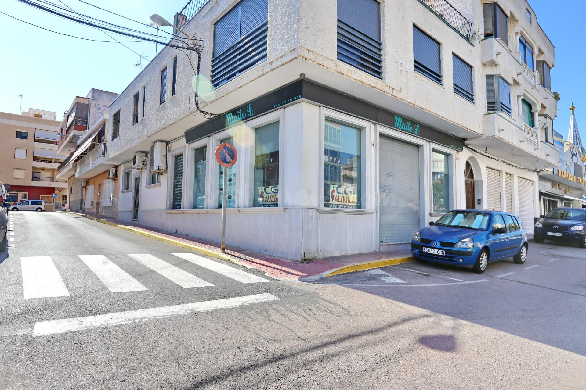 ¡Oportunidad en venta! Local en esquina en Guardamar del Seg - foto 5