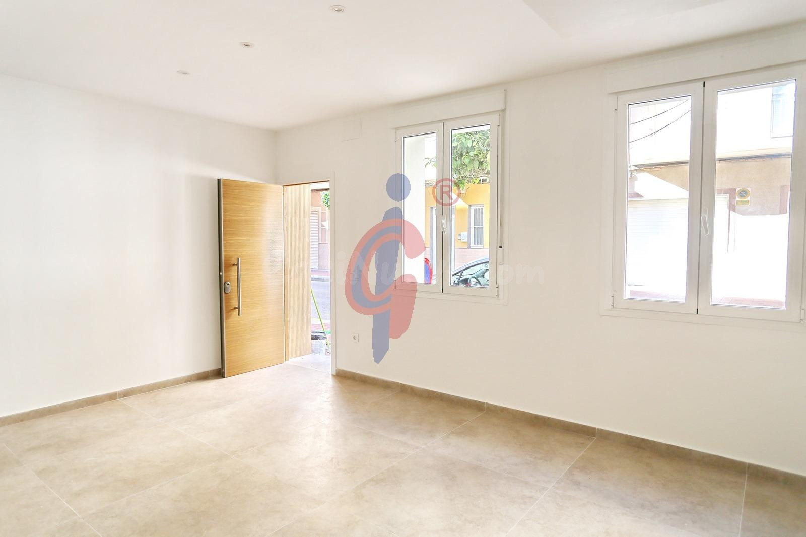 ¡Casa a estrenar en el corazón de Guardamar del Segura! - foto 5