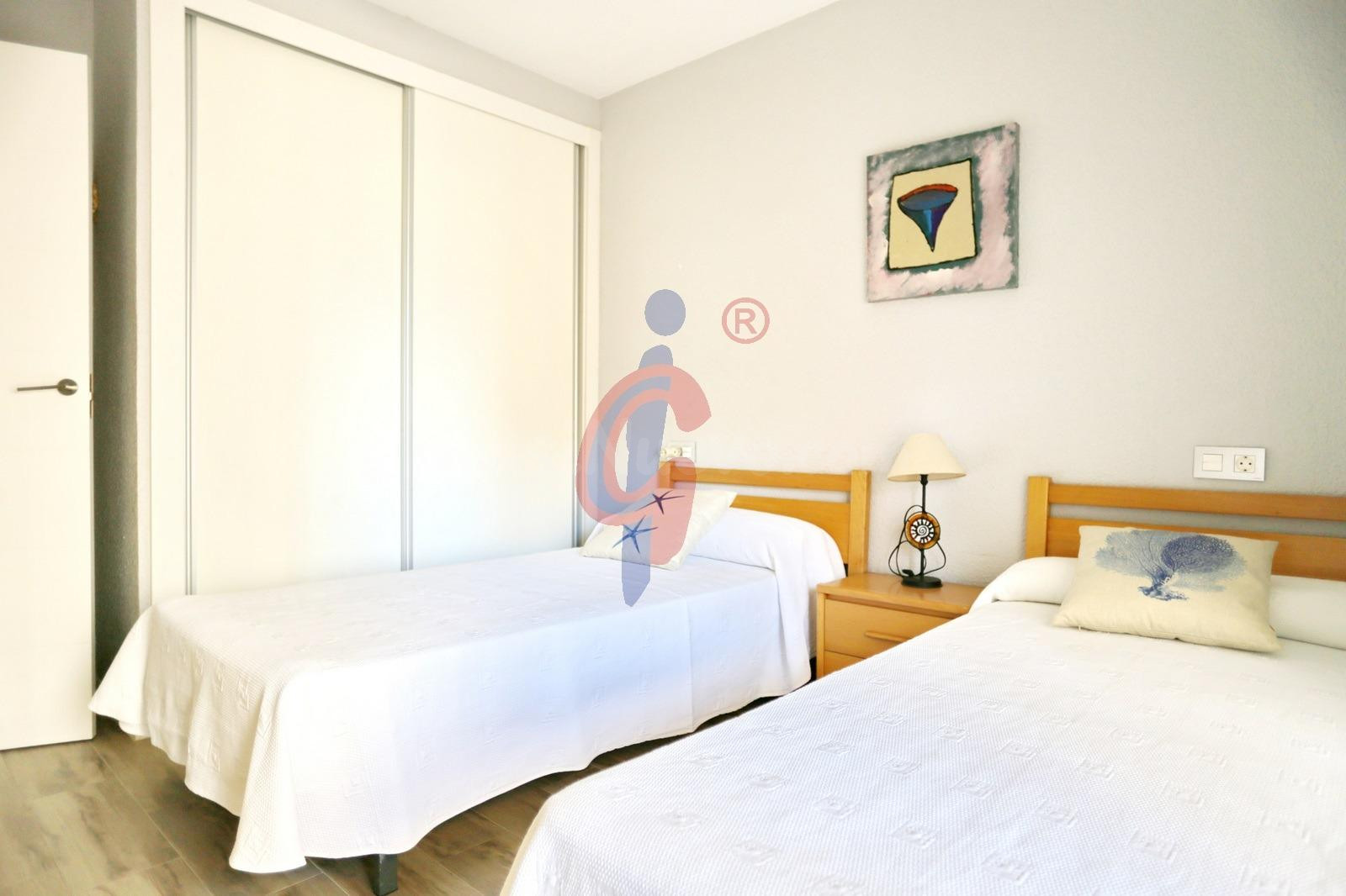 ¡Vivienda de dormitorios en venta en el Edificio Almoradí, e - foto 4