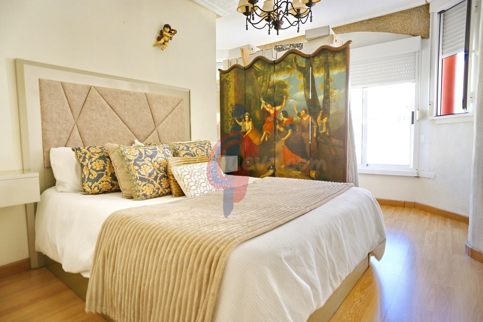 ¡Ático dúplex de tres dormitorios en venta en Guardamar del  - foto 5