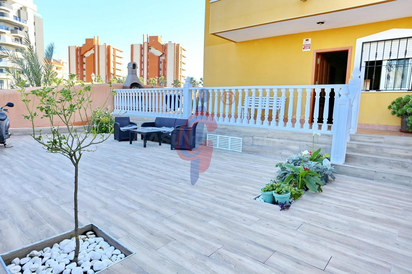 ¡Excelente planta baja en venta en el SUP-7 de Guardamar del - foto 2