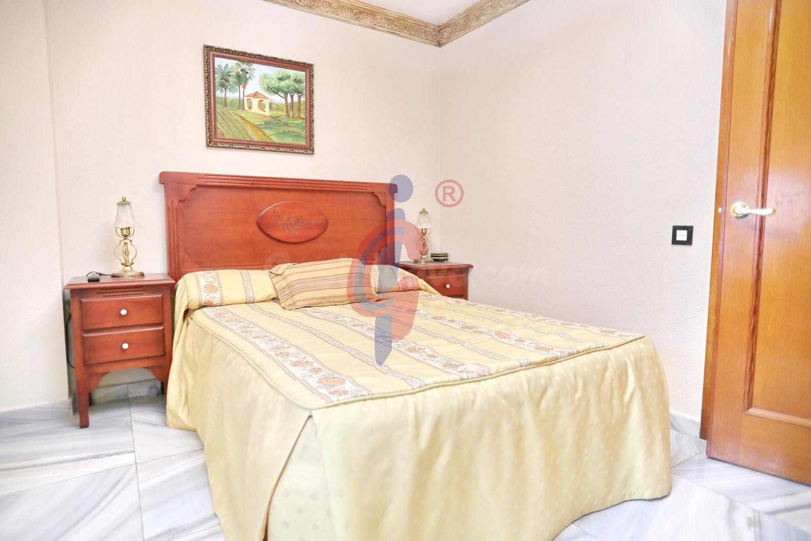 Vivienda de tres dormitorios al lado del Corte Inglés de Ali - foto 3