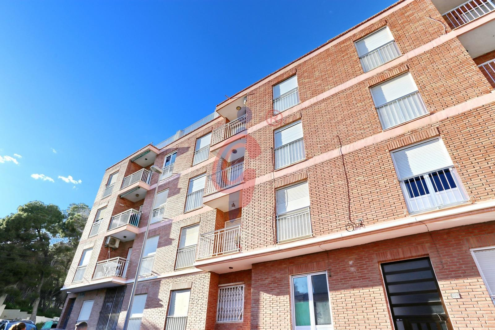 ¡Piso completamente reformado a 200 metros de la playa! - foto 5
