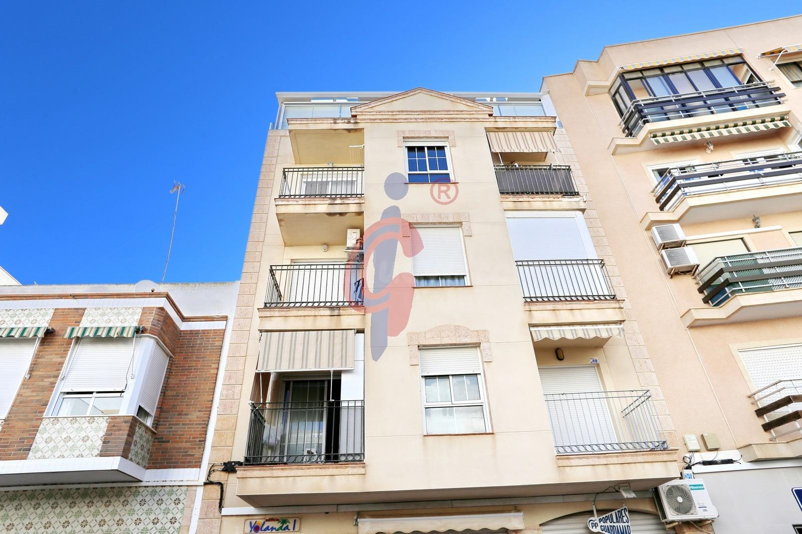 ¡Ático dúplex en venta en Guardamar del Segura! - foto 4