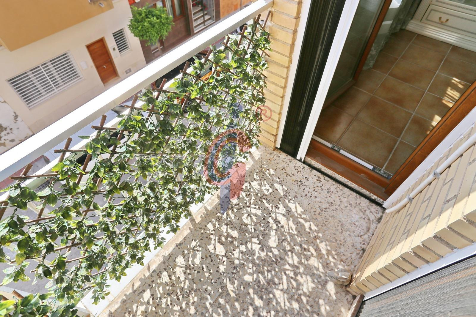 Vivienda reformada lista para entrar a vivir en el corazón d - foto 4