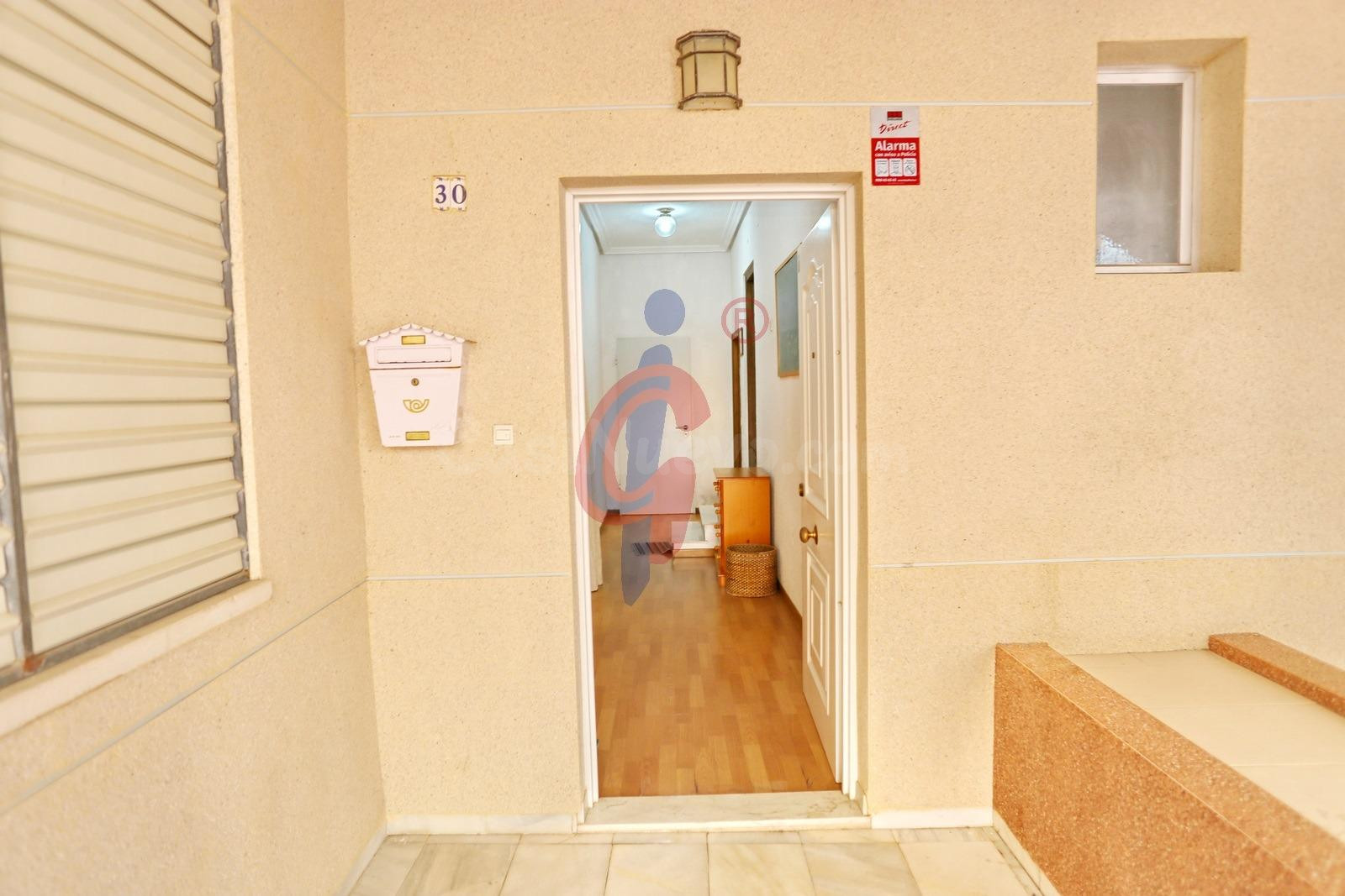 ¡Local comercial en venta en Guardamar del Segura! - foto 5