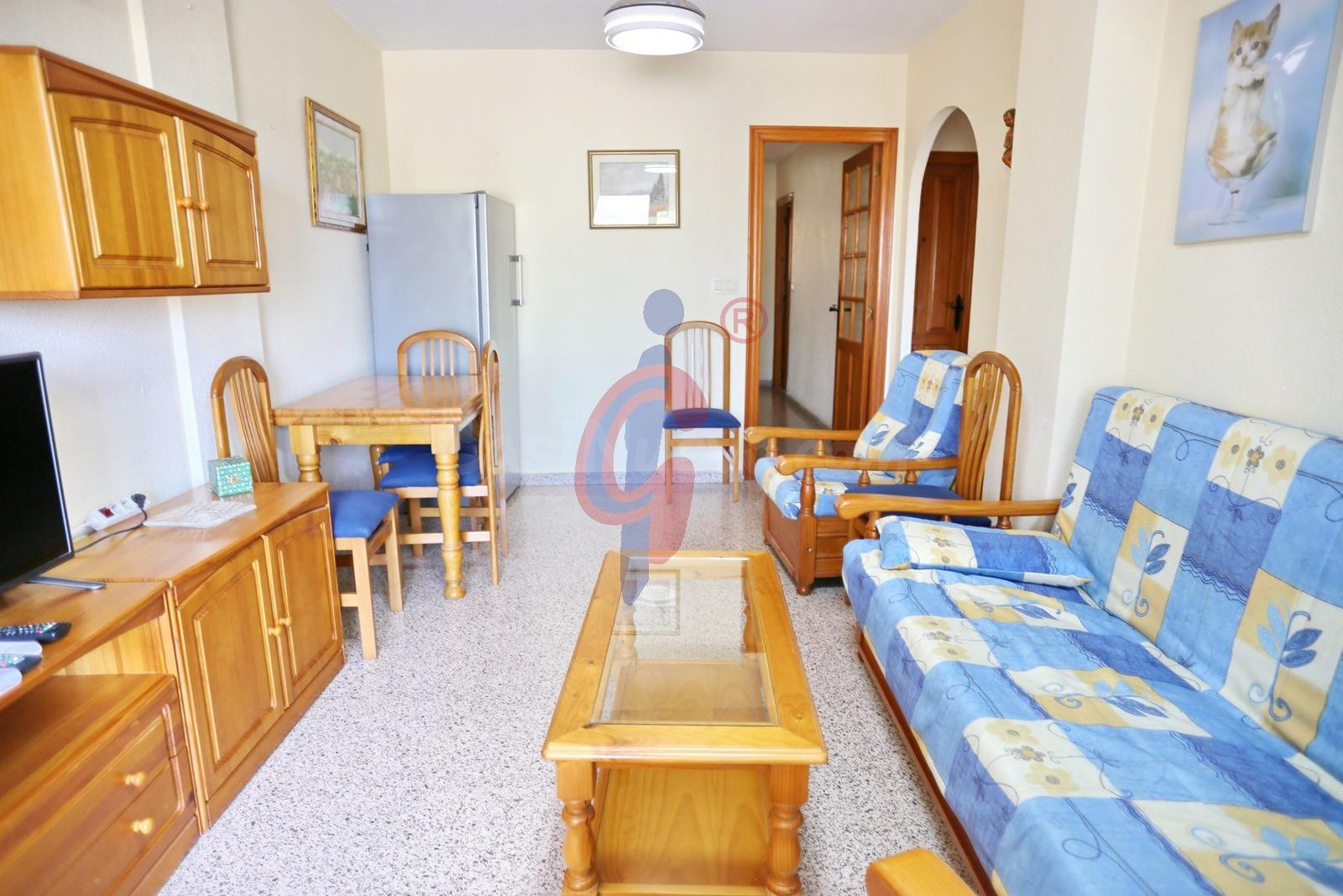 Luminoso apartamento con amplia terraza, piscina y excelente - foto 4