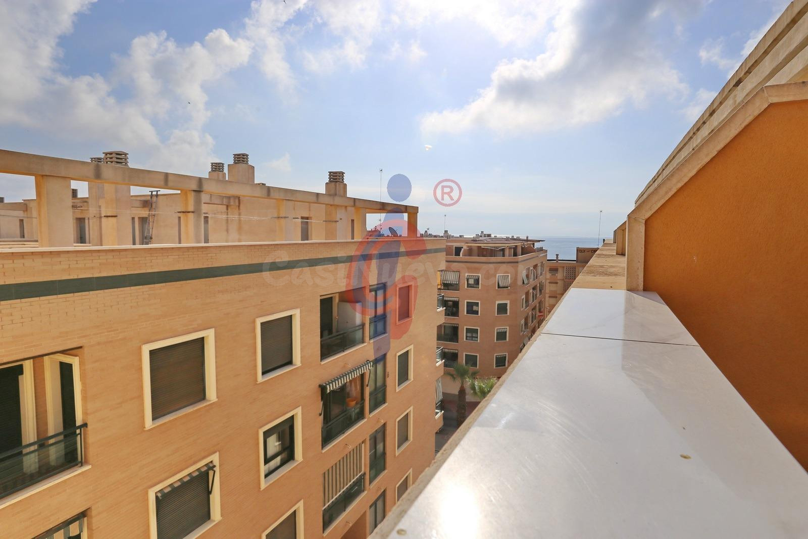 ¡ÁTICO DÚPLEX en la Plaza Porticada con garaje incluido! - foto 2