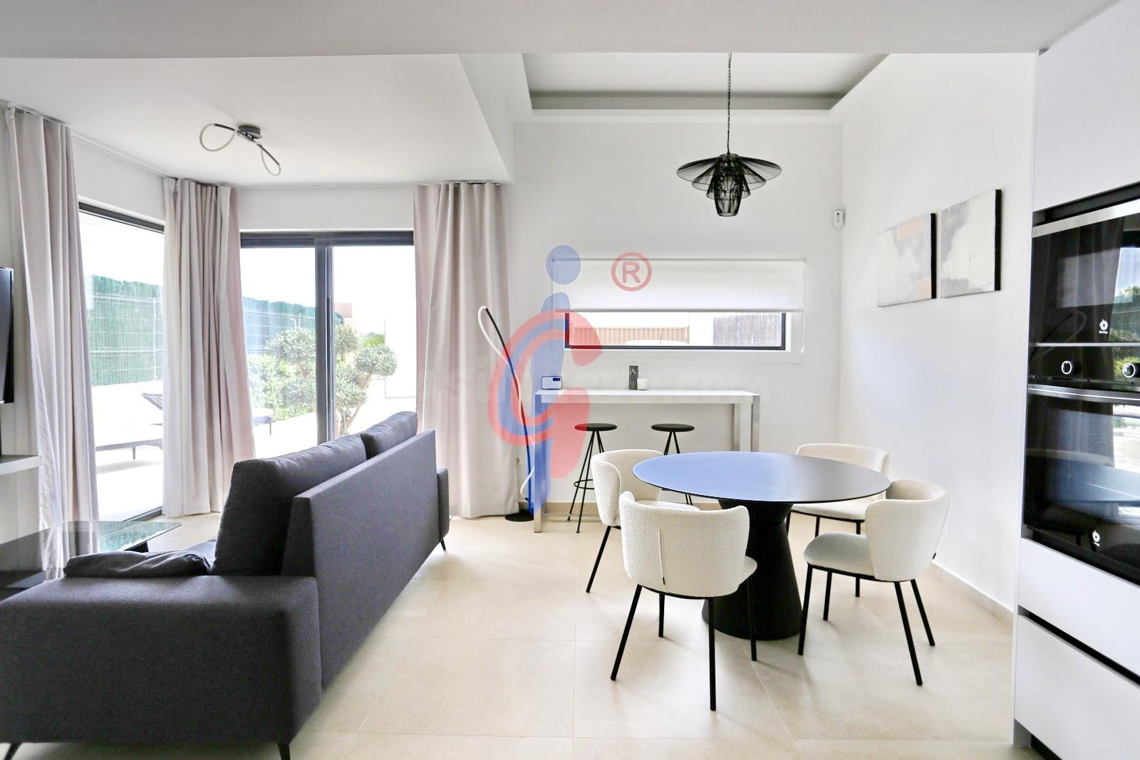 Villa moderna en Guardamar del Segura con piscina privada, j - foto 2