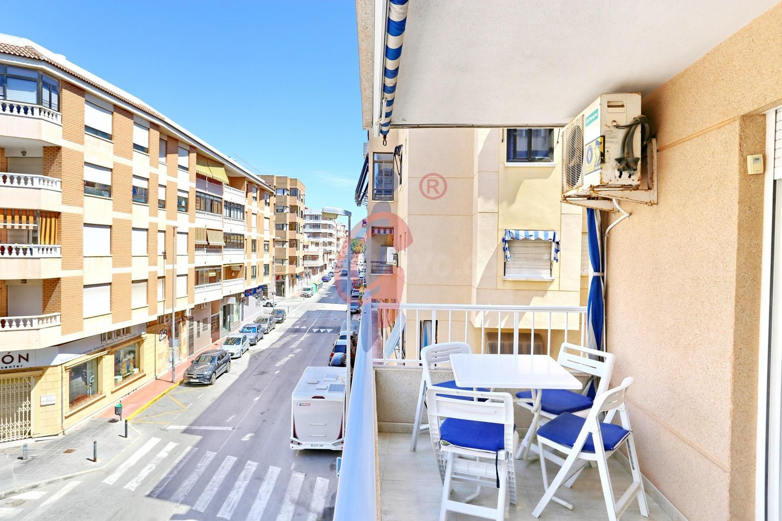 Piso en venta en el centro de Guardamar del Segura, junto a  - foto 5