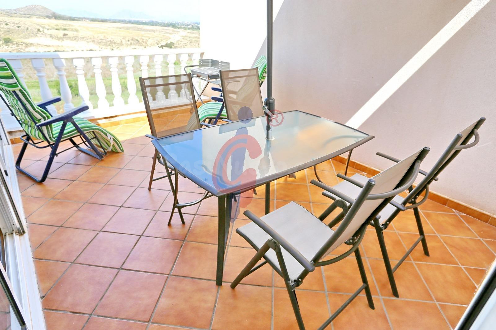 Ático en alquiler anual en el Conjunto de apartamentos turís - foto 2