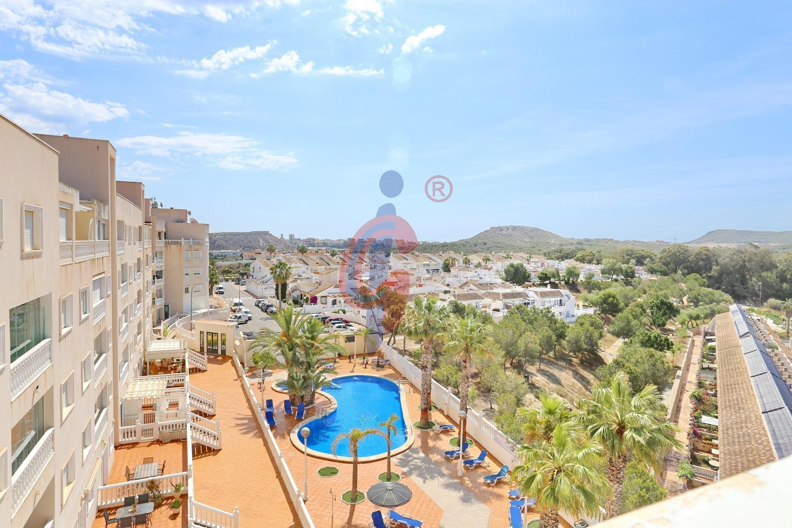 Ático en alquiler anual en el Conjunto de apartamentos turís - foto 5
