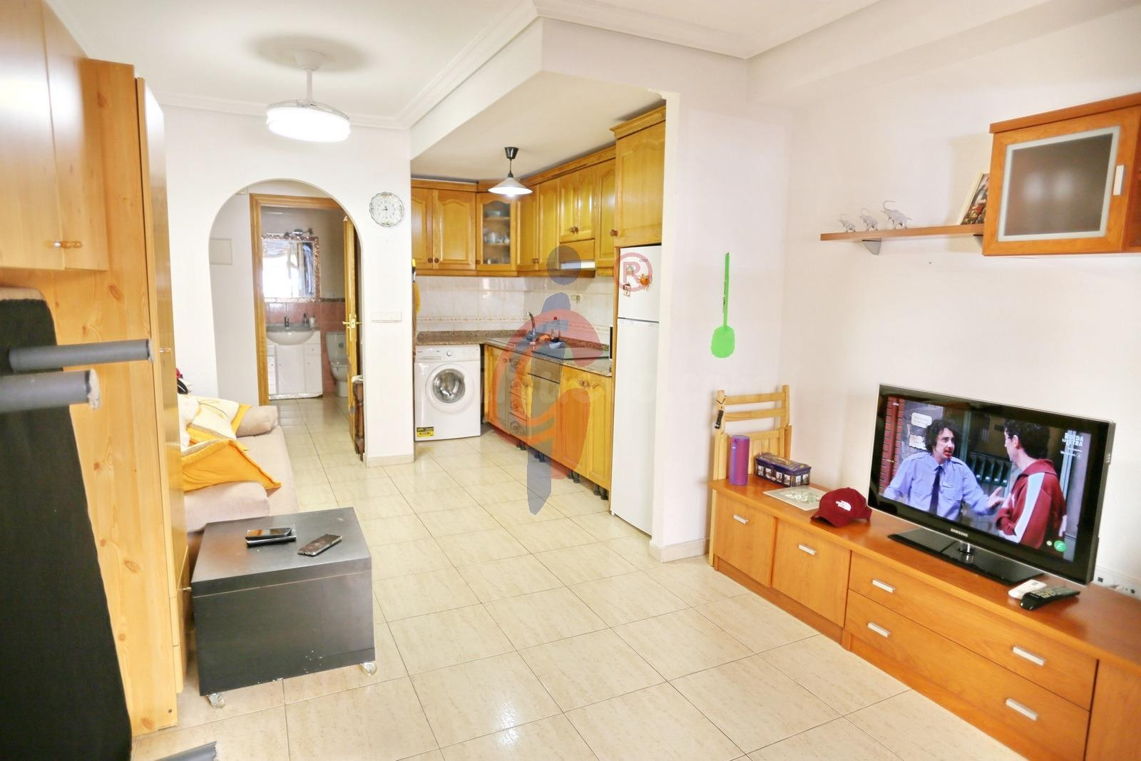 ¡OPORTUNIDAD DE INVERSIÓN! Estudio con trastero en Las Viñas - foto 3