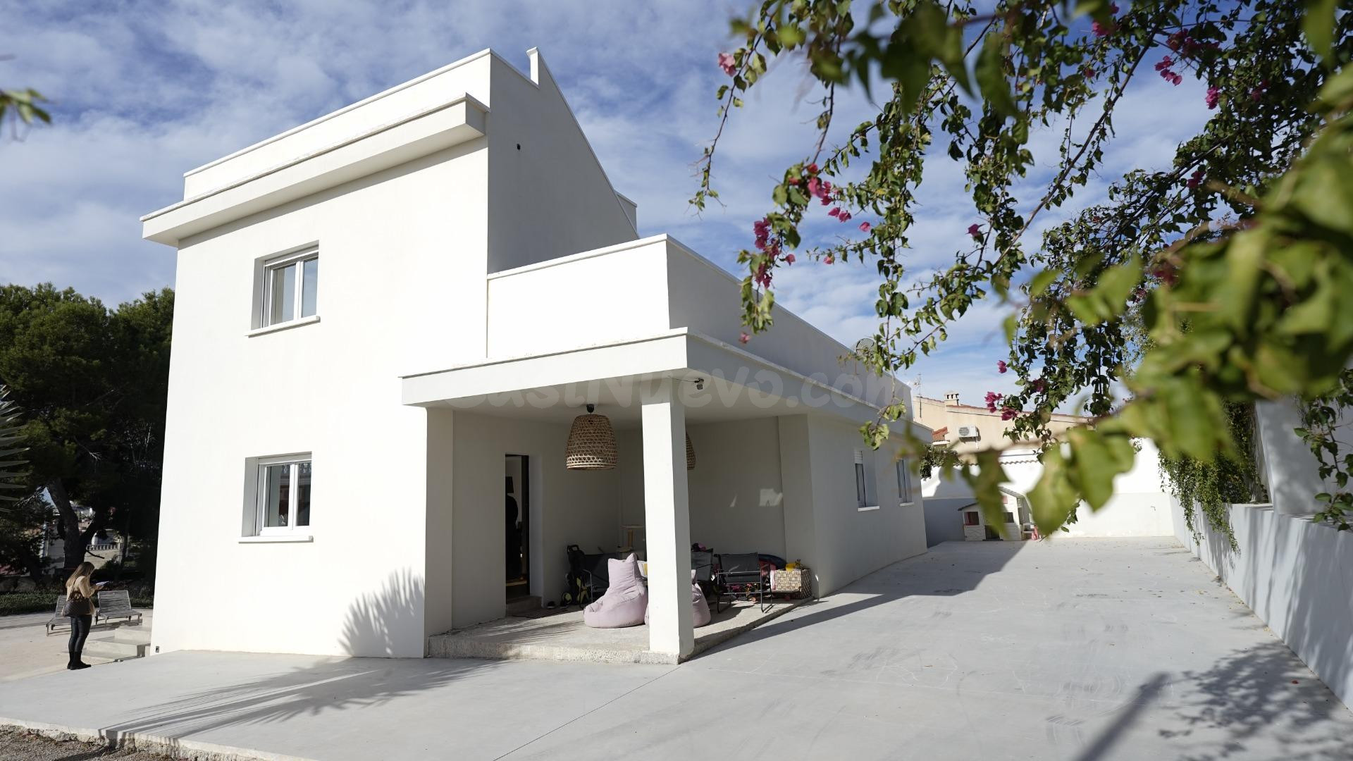 Magnifica villa con gran parcela - foto 4