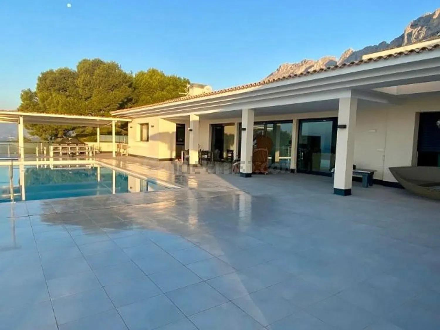 ALTEA CHALET INDEPENDIENTE DE LUJO
